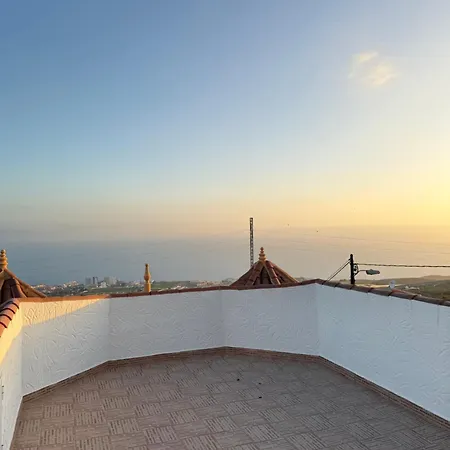 Villa Maravilla With Sea Views