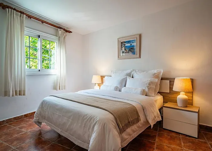 Maravilla With Sea Views Los Menores