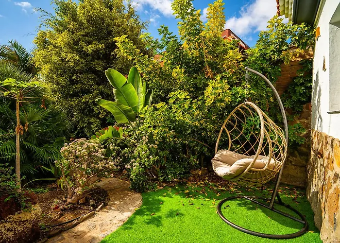 Вилла Maravilla With Sea Views Лос Менорес